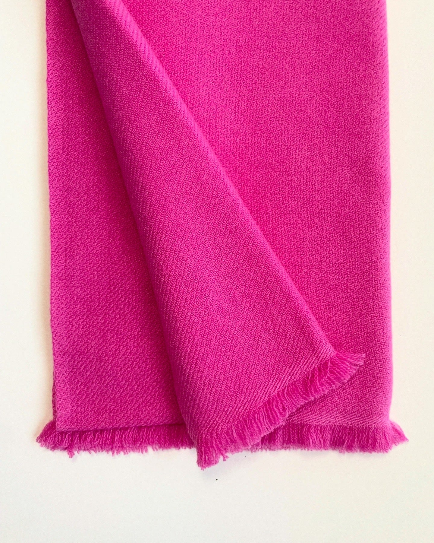 PURE CASHMERE SCARF - FROSTED FUCHSIA