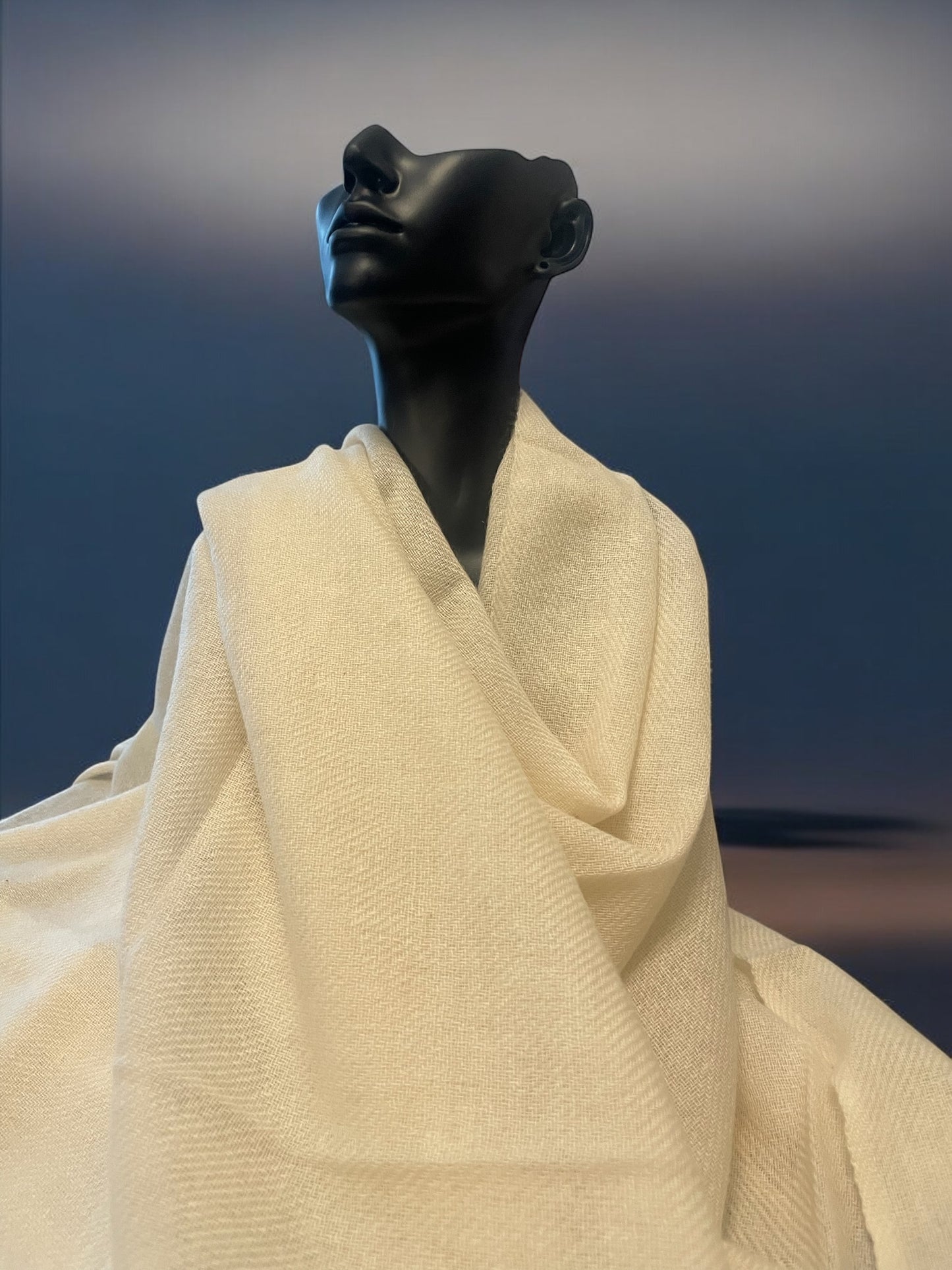 CLASSIC PURE CASHMERE SCARF - BLACK ECLIPSE