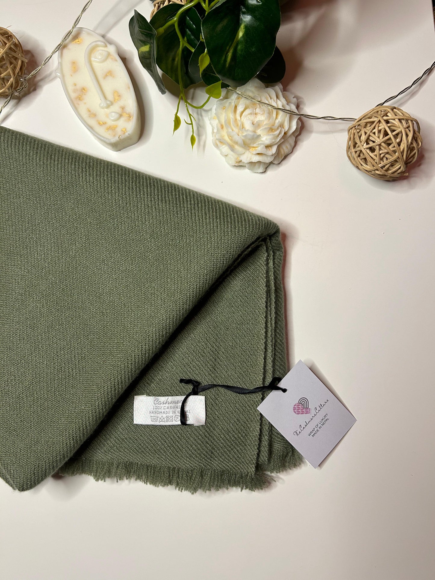 PURE CASHMERE SCARF - FROSTED FUCHSIA
